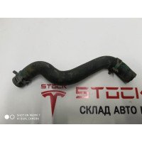 23 Шланг охлаждения на тройной клапан Tesla model S 6007347-00-C